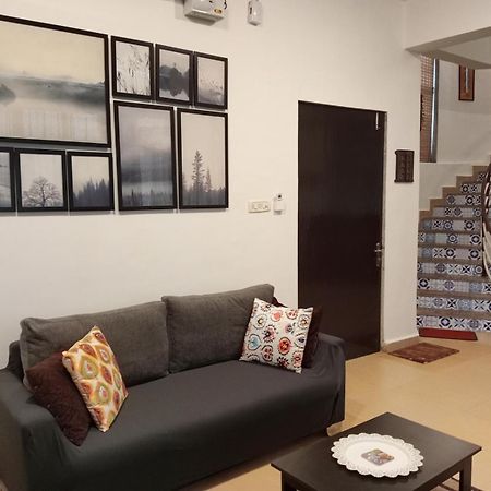 Karjat Villa Екстериор снимка