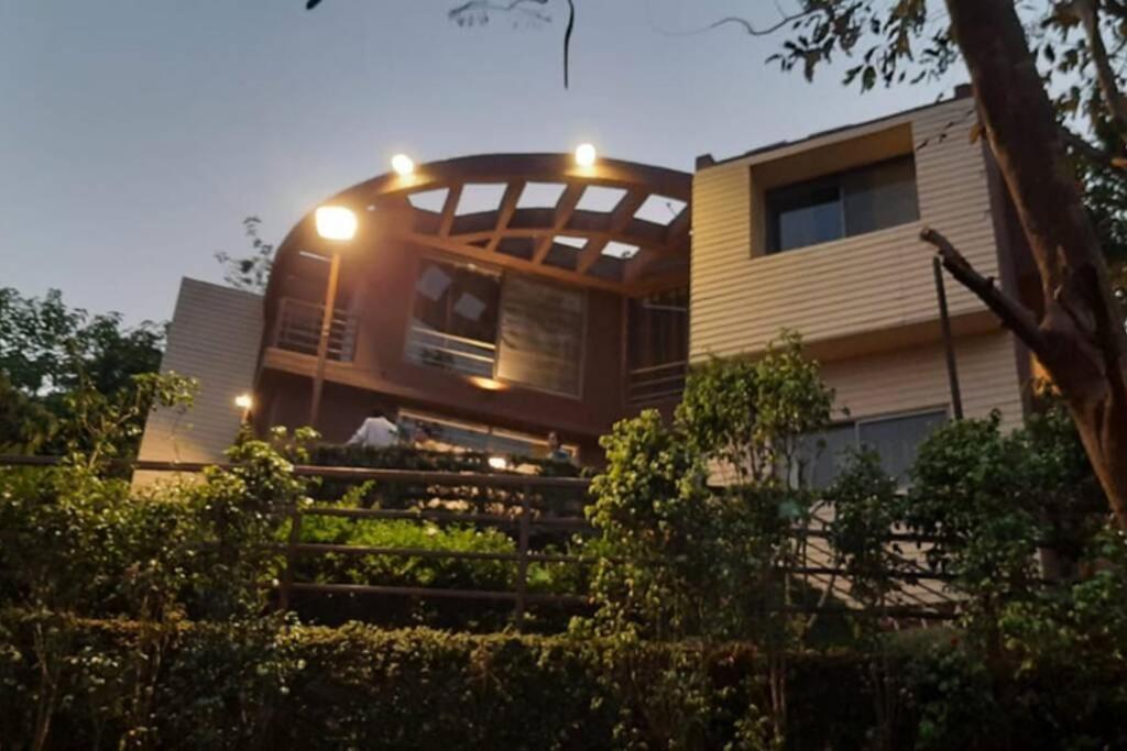 Karjat Villa Екстериор снимка