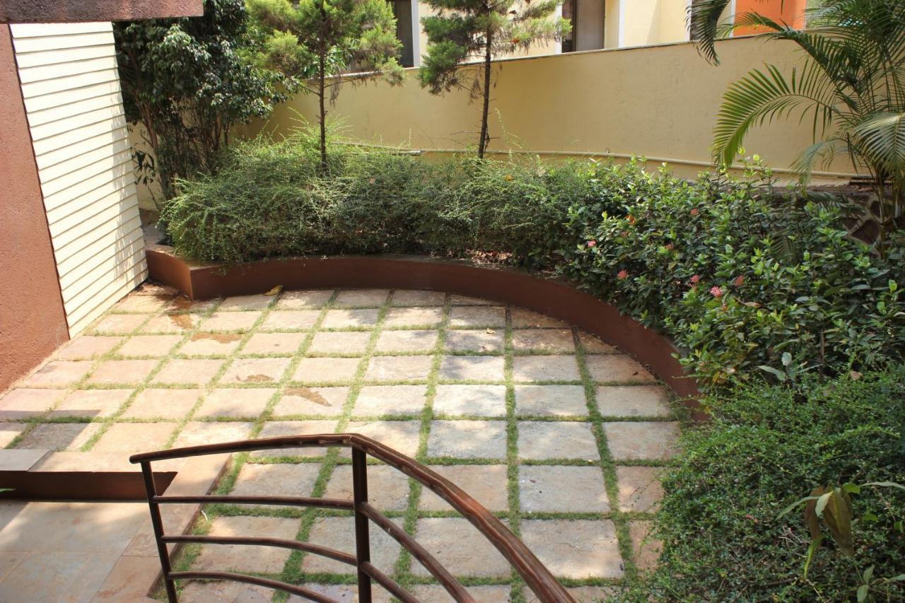 Karjat Villa Екстериор снимка