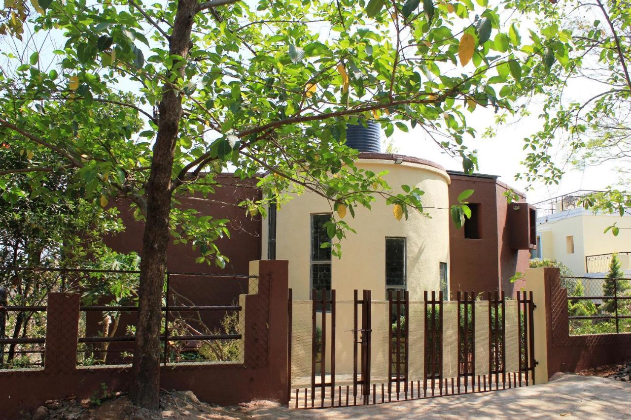 Karjat Villa Екстериор снимка