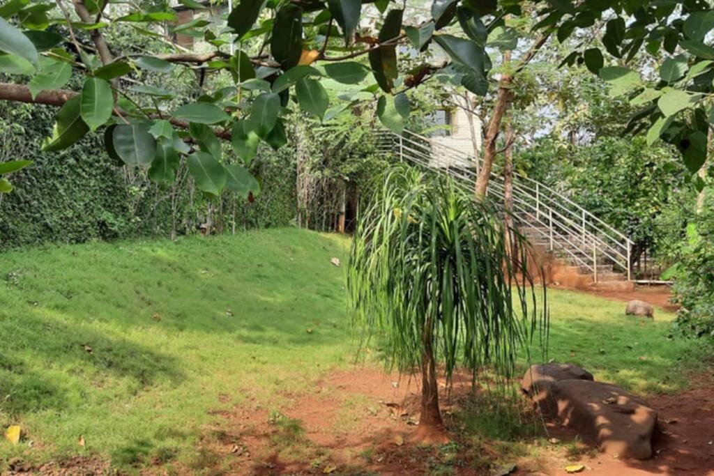Karjat Villa Екстериор снимка