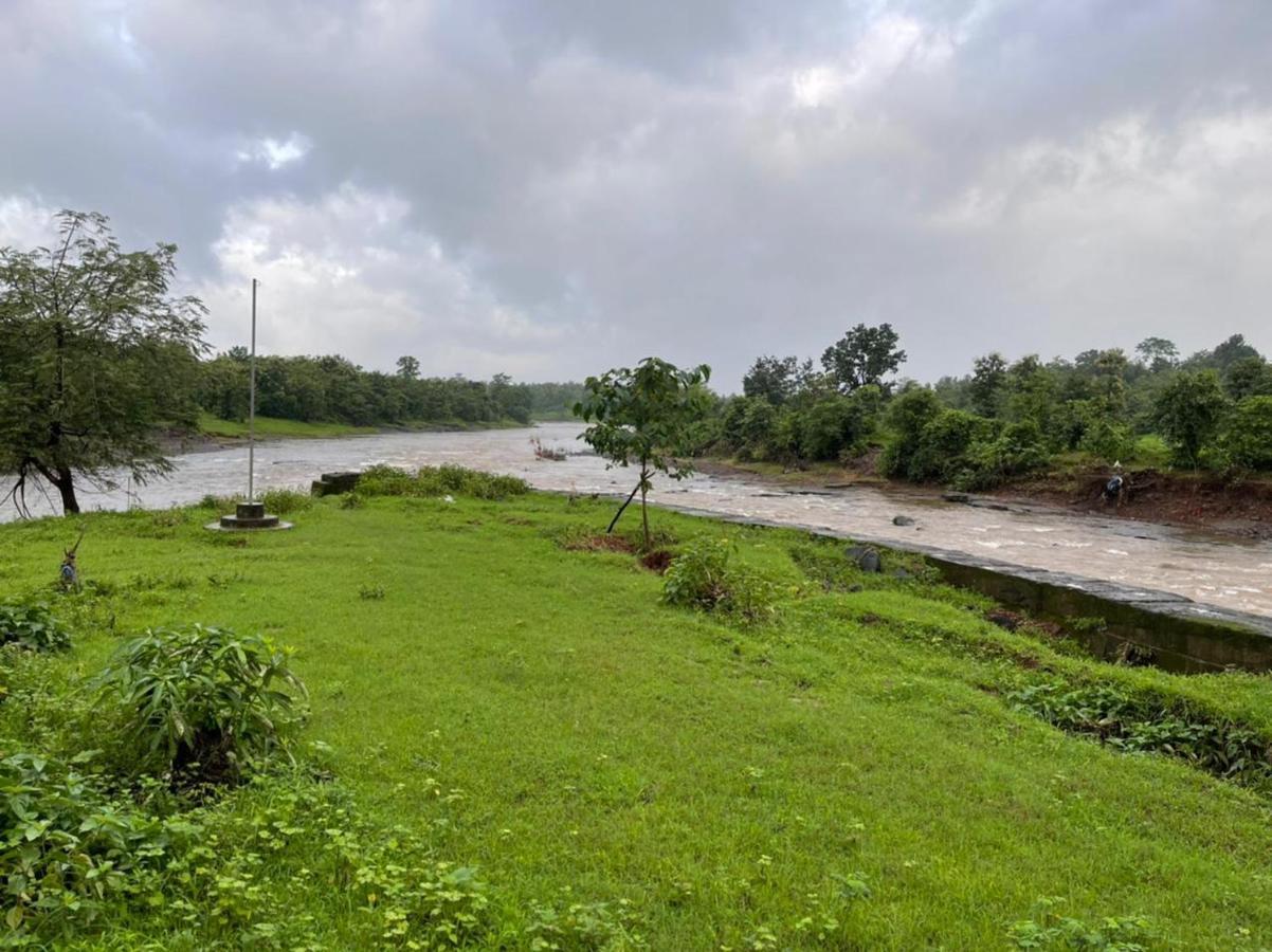 Karjat Villa Екстериор снимка