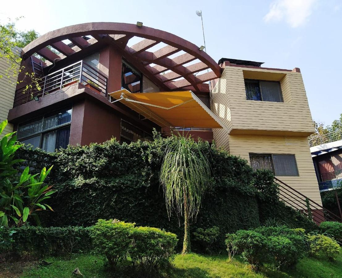 Karjat Villa Екстериор снимка