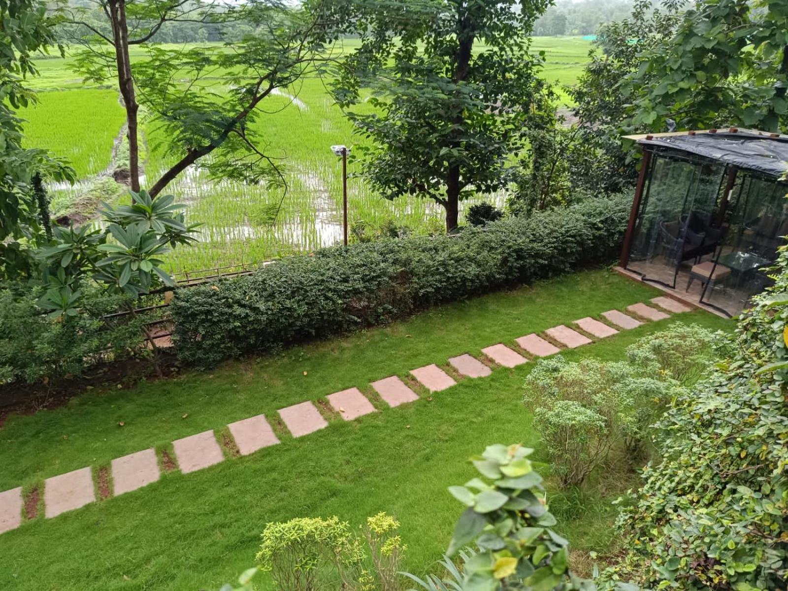 Karjat Villa Екстериор снимка
